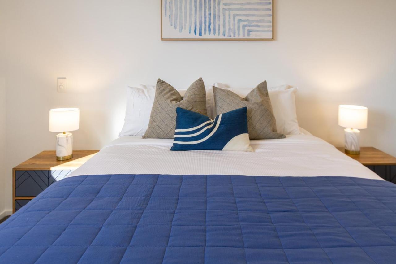 Central City Awaits 2 Bed 2 Bath With Carpark Christchurch Dış mekan fotoğraf