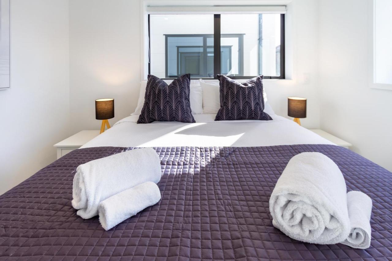 Central City Awaits 2 Bed 2 Bath With Carpark Christchurch Dış mekan fotoğraf