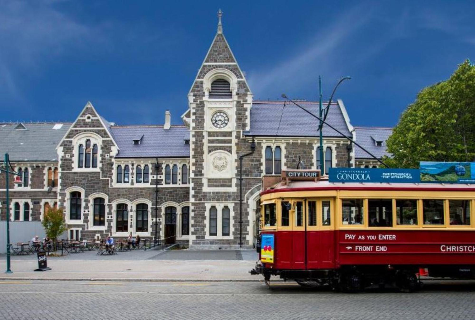 Central City Awaits 2 Bed 2 Bath With Carpark Christchurch Dış mekan fotoğraf