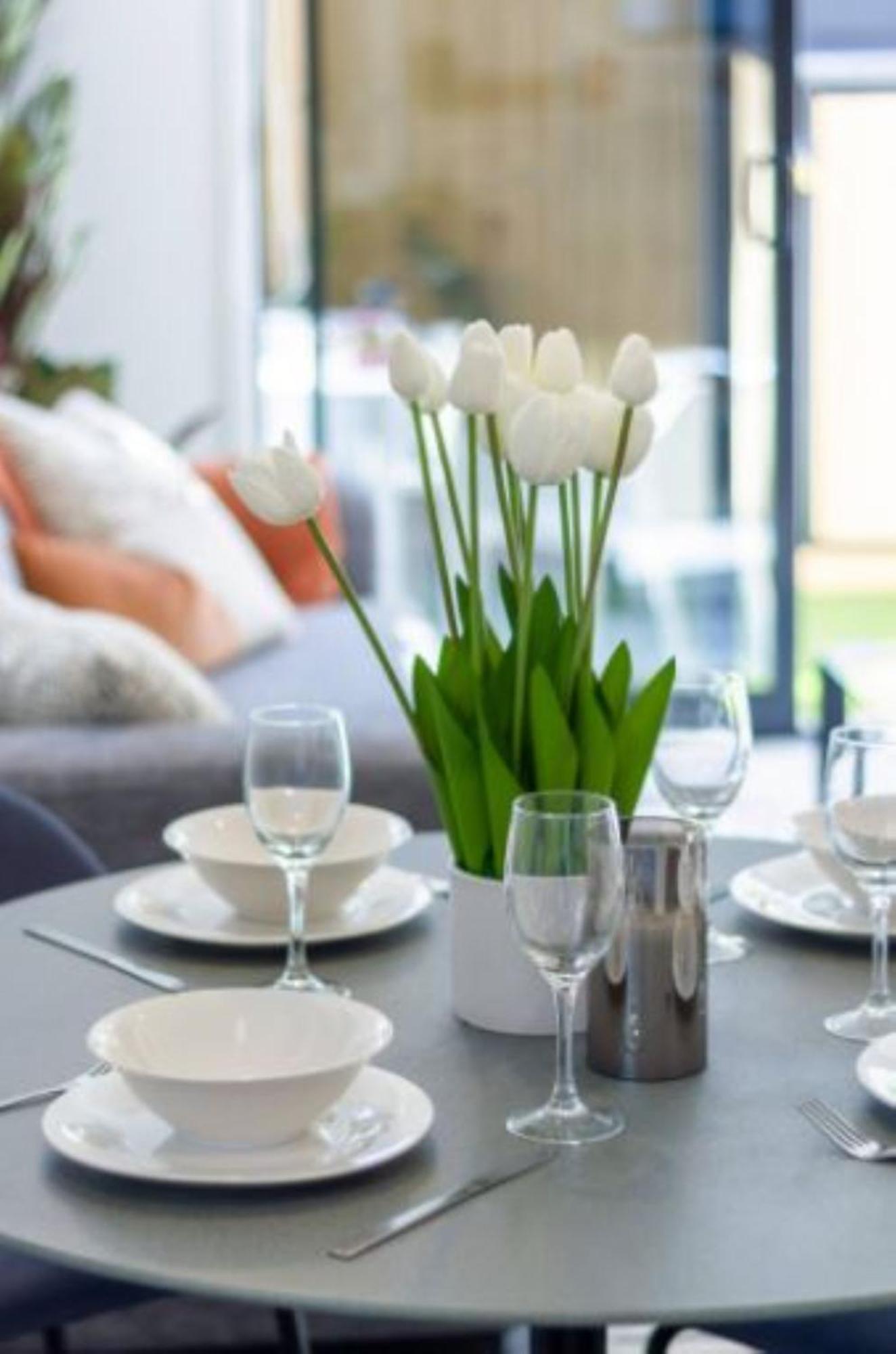 Central City Awaits 2 Bed 2 Bath With Carpark Christchurch Dış mekan fotoğraf